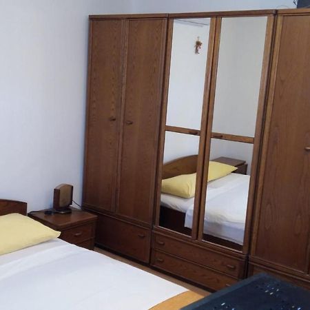 Apartmani Slavica Макарска Экстерьер фото