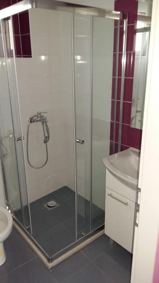 Apartmani Slavica Макарска Экстерьер фото